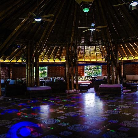 Hotel Campestre Tardes Calenas Yumbo Eksteriør billede