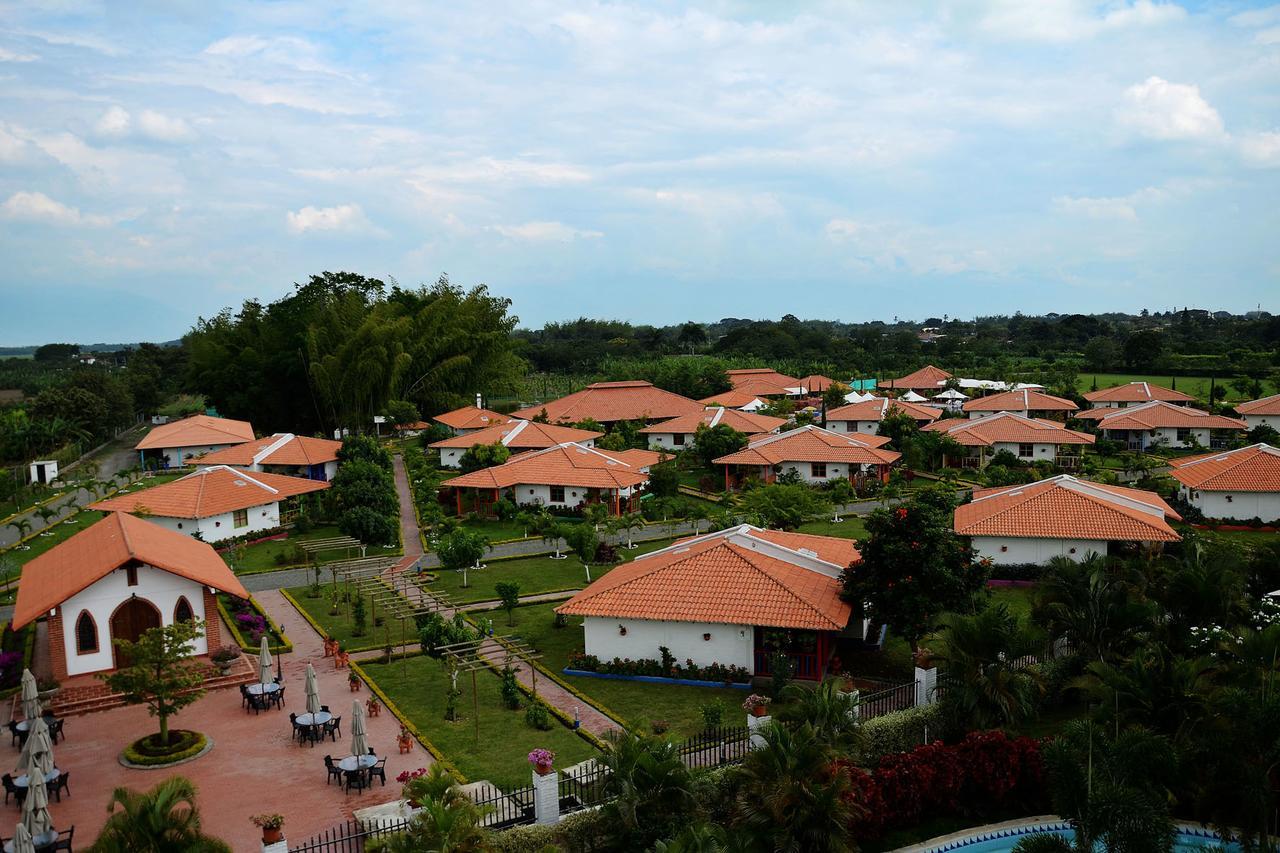 Hotel Campestre Tardes Calenas Yumbo Eksteriør billede