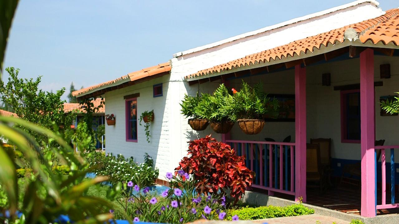 Hotel Campestre Tardes Calenas Yumbo Eksteriør billede
