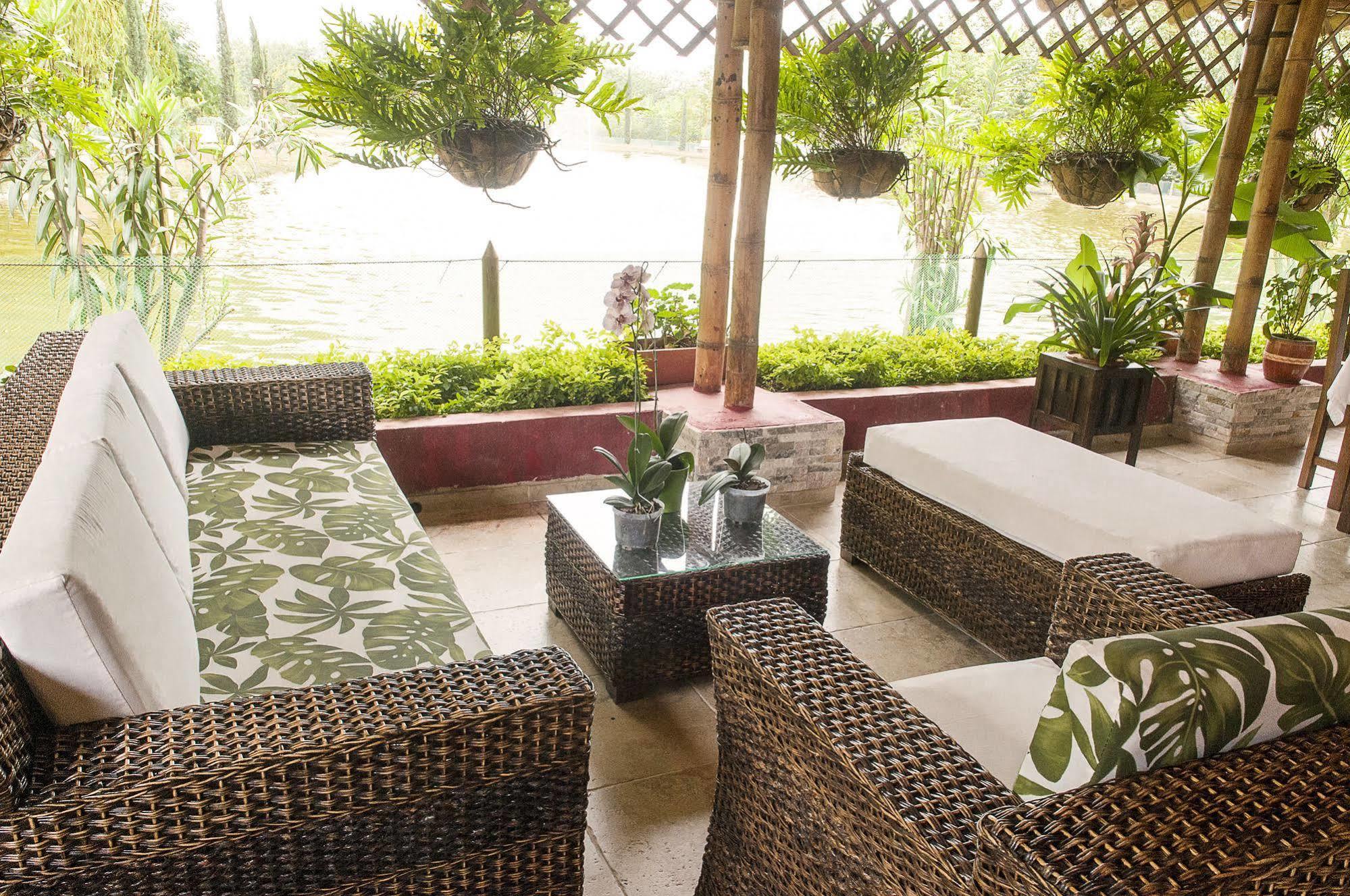 Hotel Campestre Tardes Calenas Yumbo Eksteriør billede